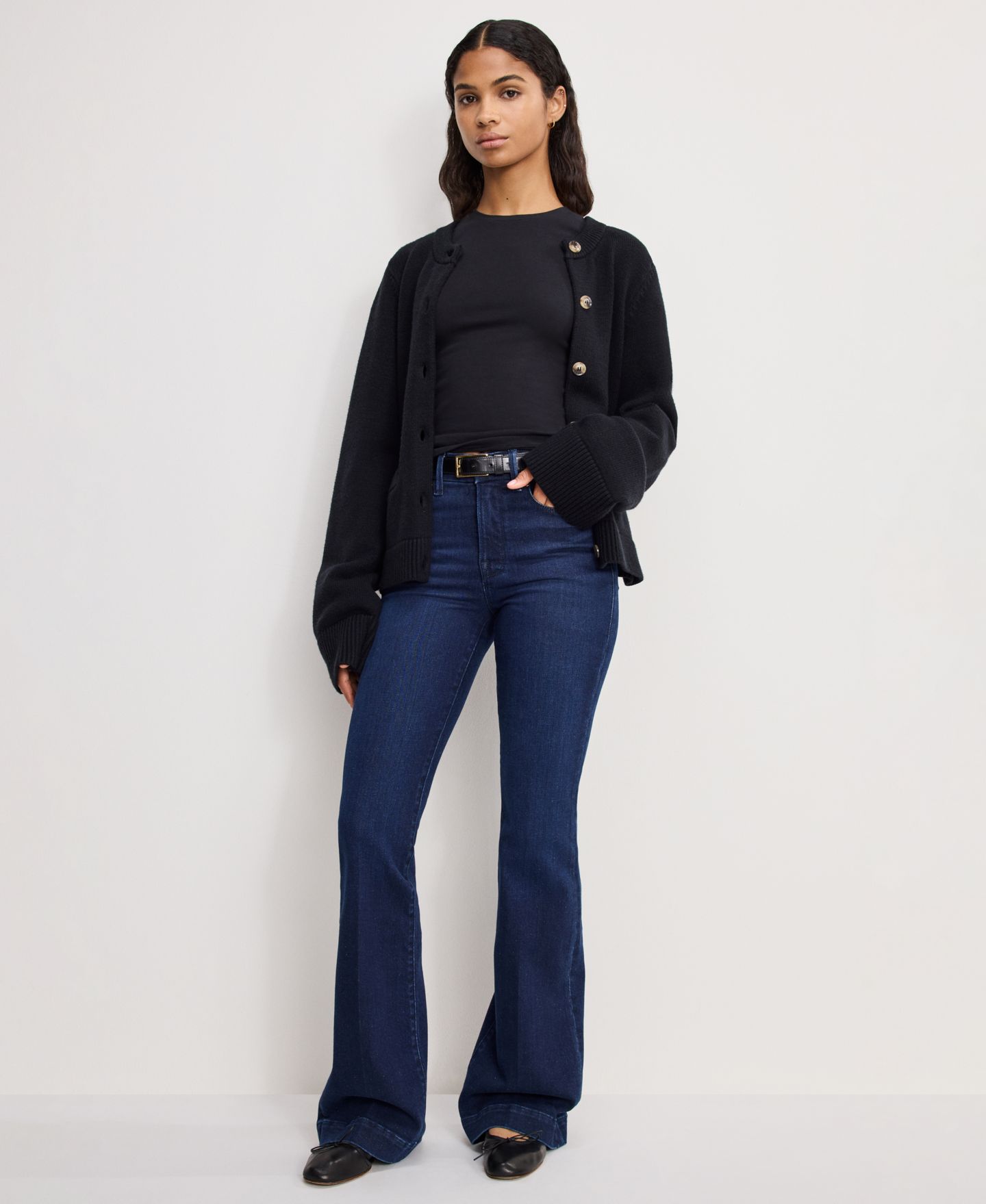 Женские джинсы Good American Good Legs Flare Compression, цвет: Индиго — фото 2