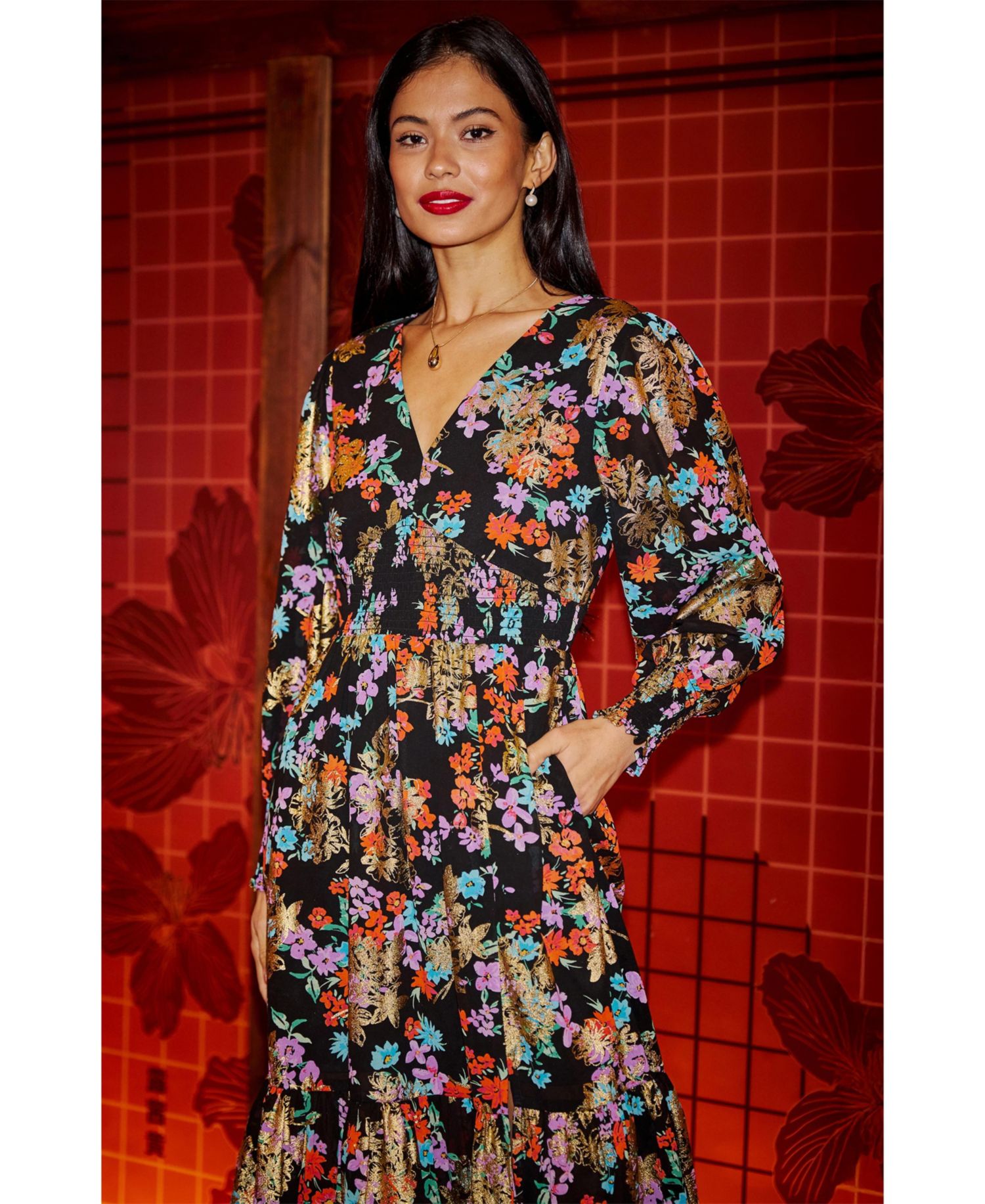 Women's Floral And Foil Ruched Midi Dress