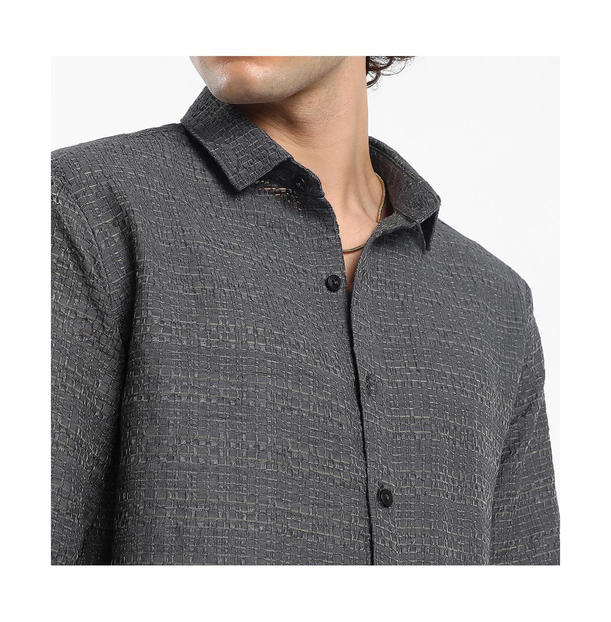 Campus Sutra Men's Solid Textured Knit Shirt