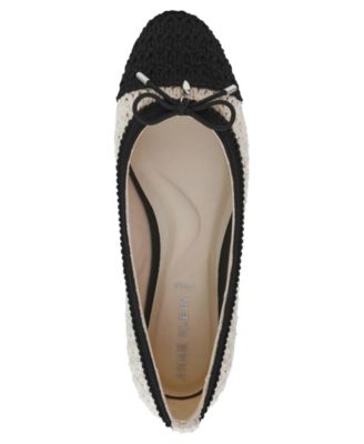 Women's Luci Crochet Cap Toe Ballet Flats