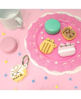 iFace x Pusheen The Cat - Cafe Series Cute Compatible with Apple AirTag - Silicone Figure Protective Cover Character Case With Carabiner Keychain Clip