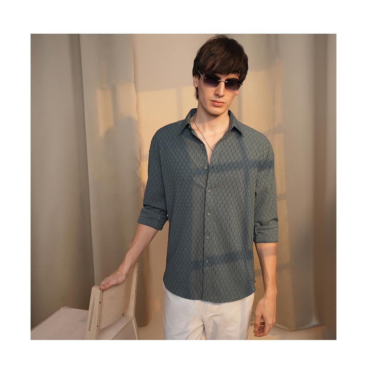 Campus Sutra Men's Charcoal Grey Honeycomb-Textured Oversized Shirt