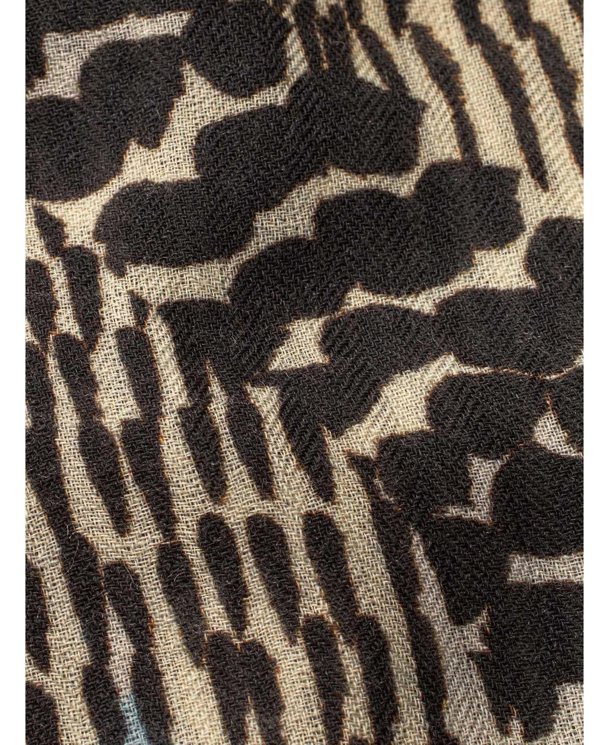 Masai Copenhagen Light Weight Patterned Scarf