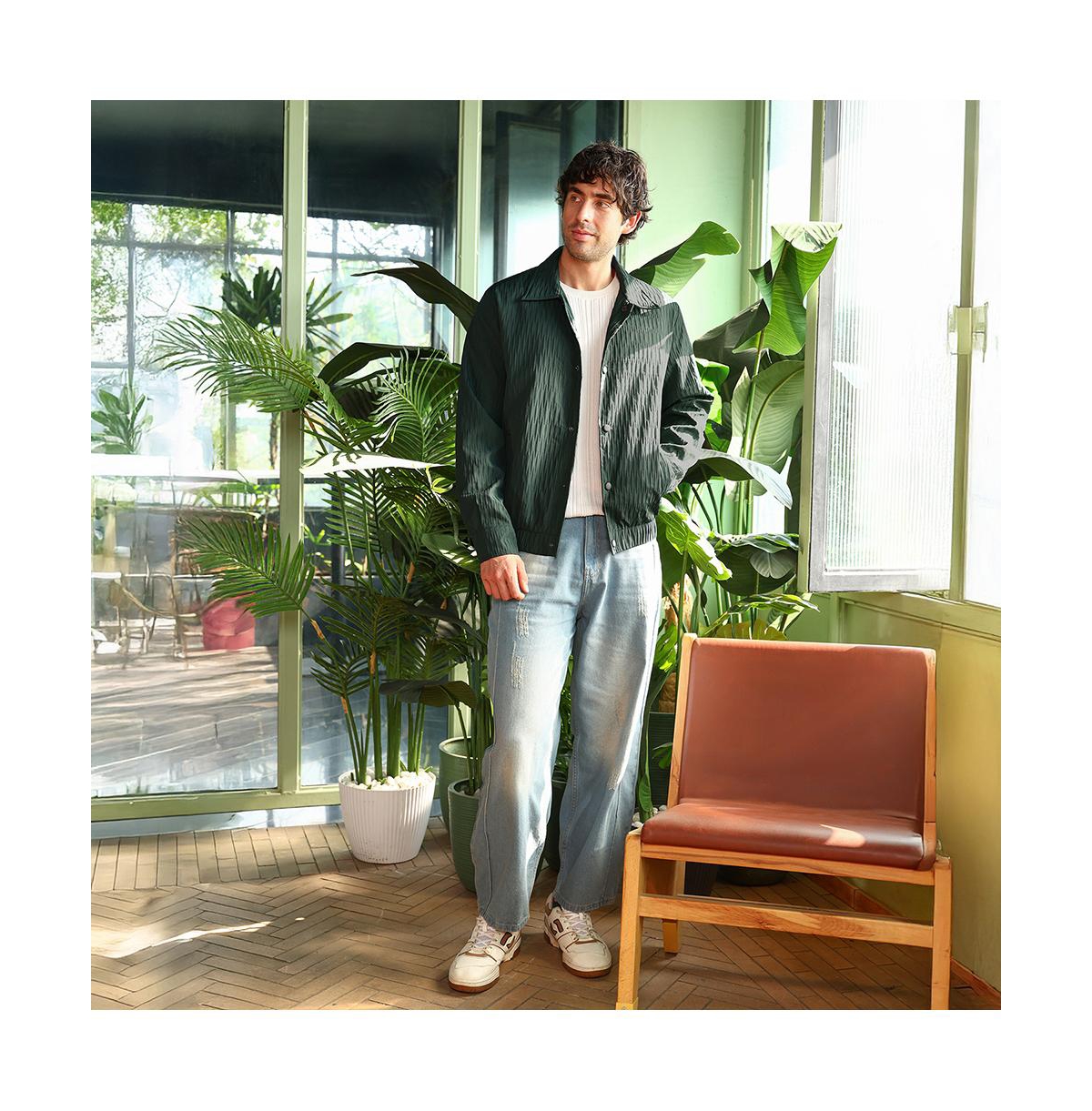 Campus Sutra Men's Emerald Green Crease-Tactile Bomber Jacket