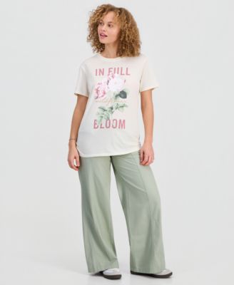 Juniors' In Full Bloom Floral Graphic Crewneck T-Shirt