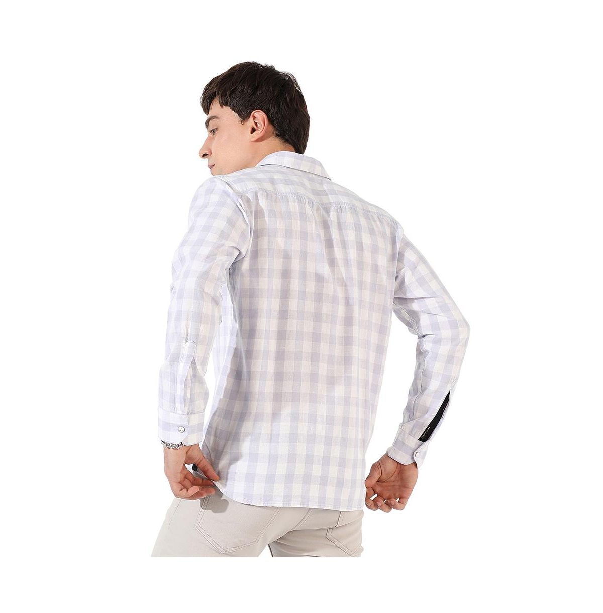 Campus Sutra Men's Checkered Regular Fit Casual Shirt