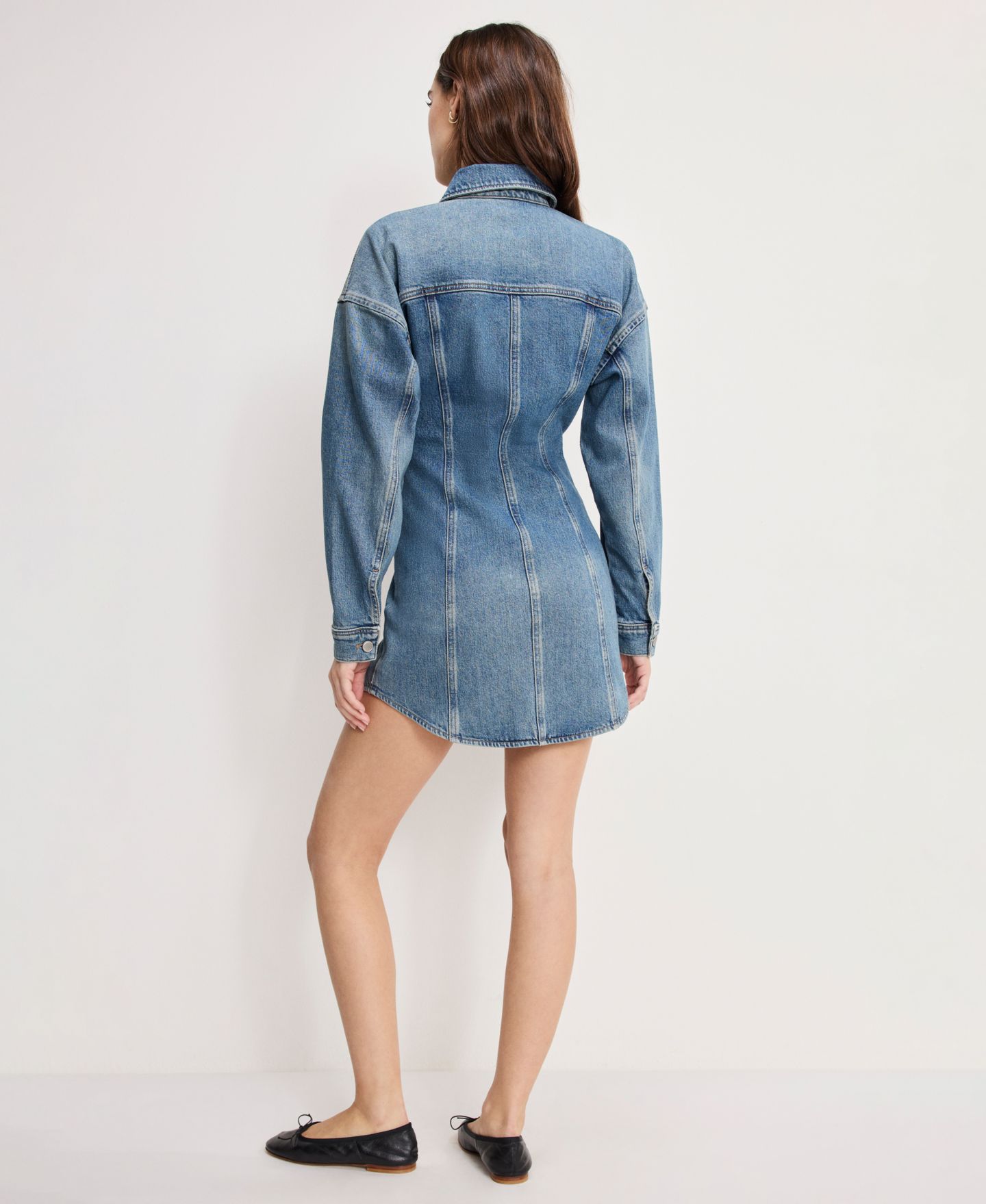 Женское платье Good American Shaped Long-Sleeve Denim Dress, цвет: Индиго — фото 4