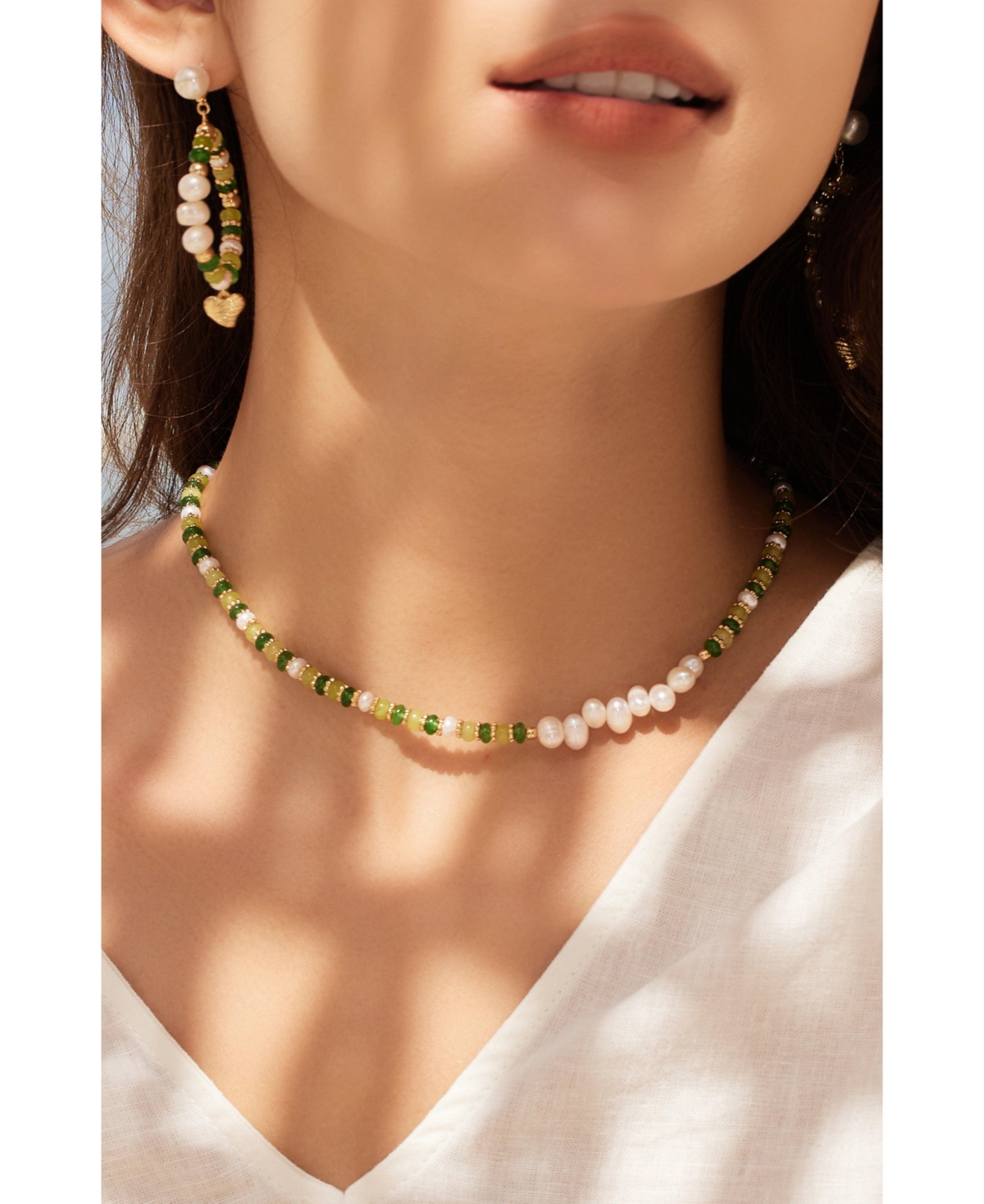 Retro Chic Thetis Necklace