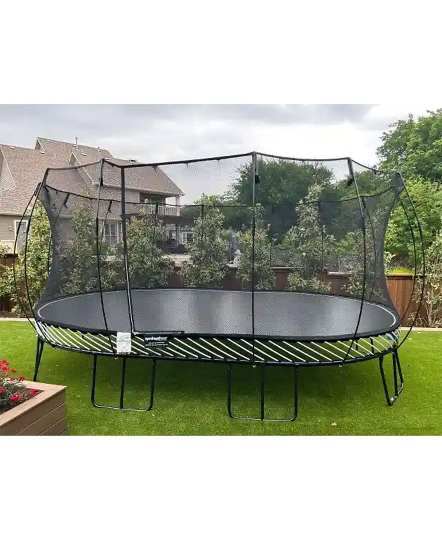 Детская игрушка Springfree Trampoline 12'x19' Jumbo Oval Springless Trampoline with Safety Enclosure Net, 1500 lbs, от 6 лет — фото 2