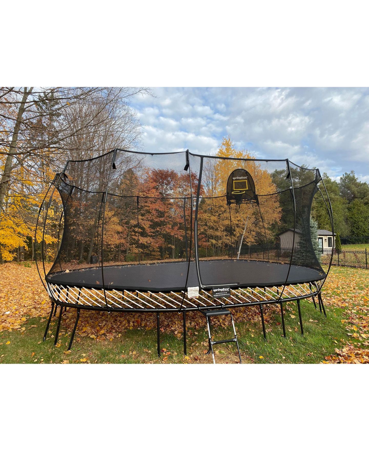 Детская игрушка Springfree Trampoline 12'x19' Jumbo Oval Springless Trampoline with Safety Enclosure Net, 1500 lbs, от 6 лет — фото 11