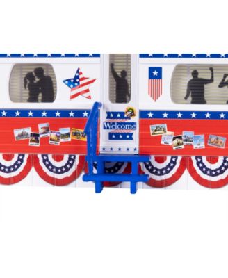 Patriotic Plug-Expand-Play Mobile Home Trailer O Gauge Model Train Accessory
