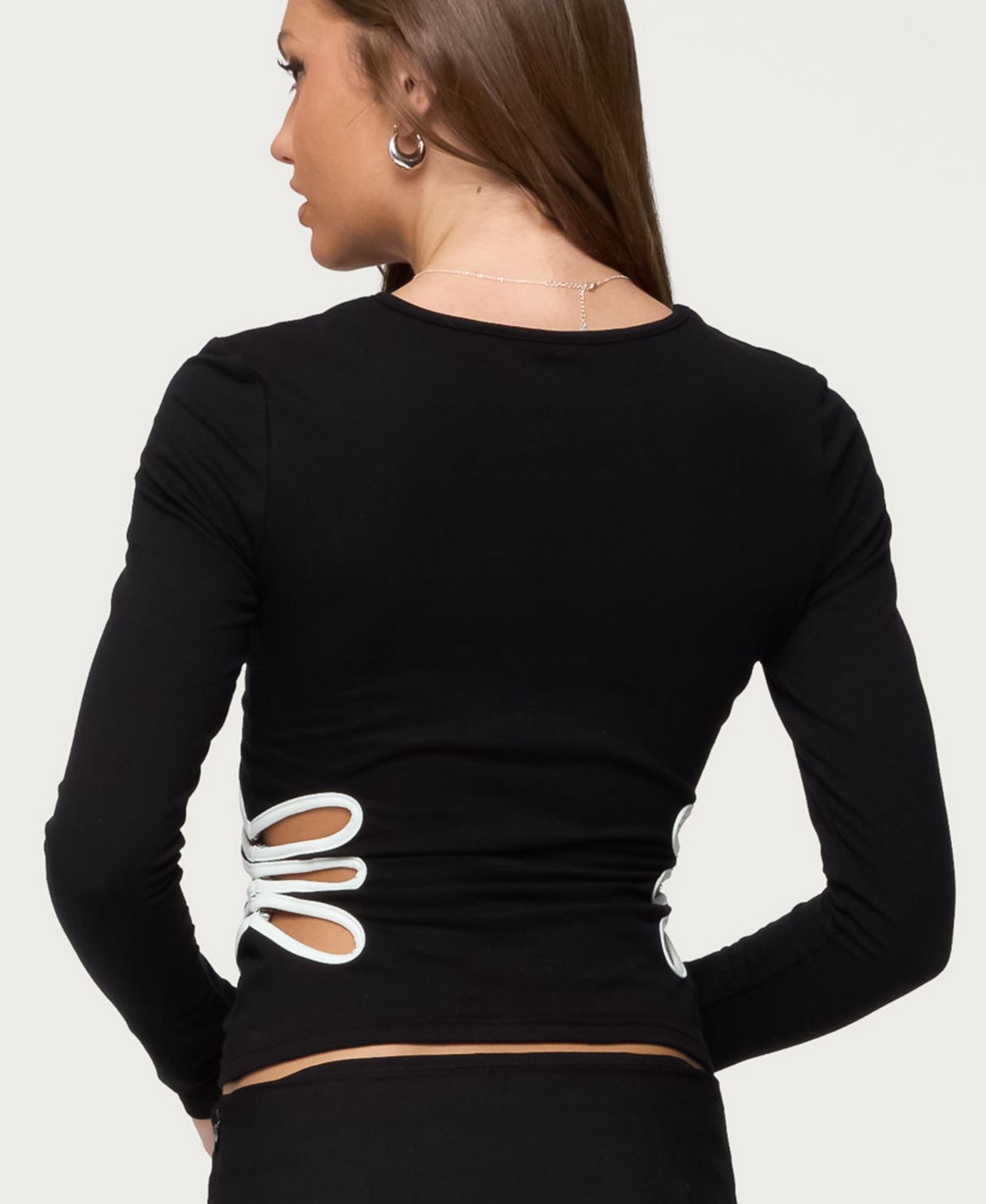 Women's Contrast Cut Out Long Sleeve Top