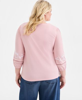 Plus Size V-Neck Puff-Sleeve Embroidered Blouse