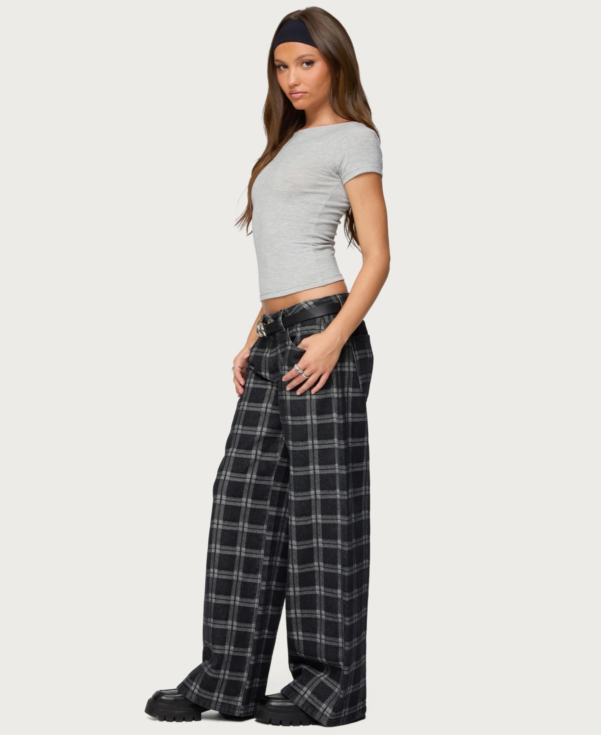 Edikted Women's Kailani Plaid Low Rise Baggy Jeans