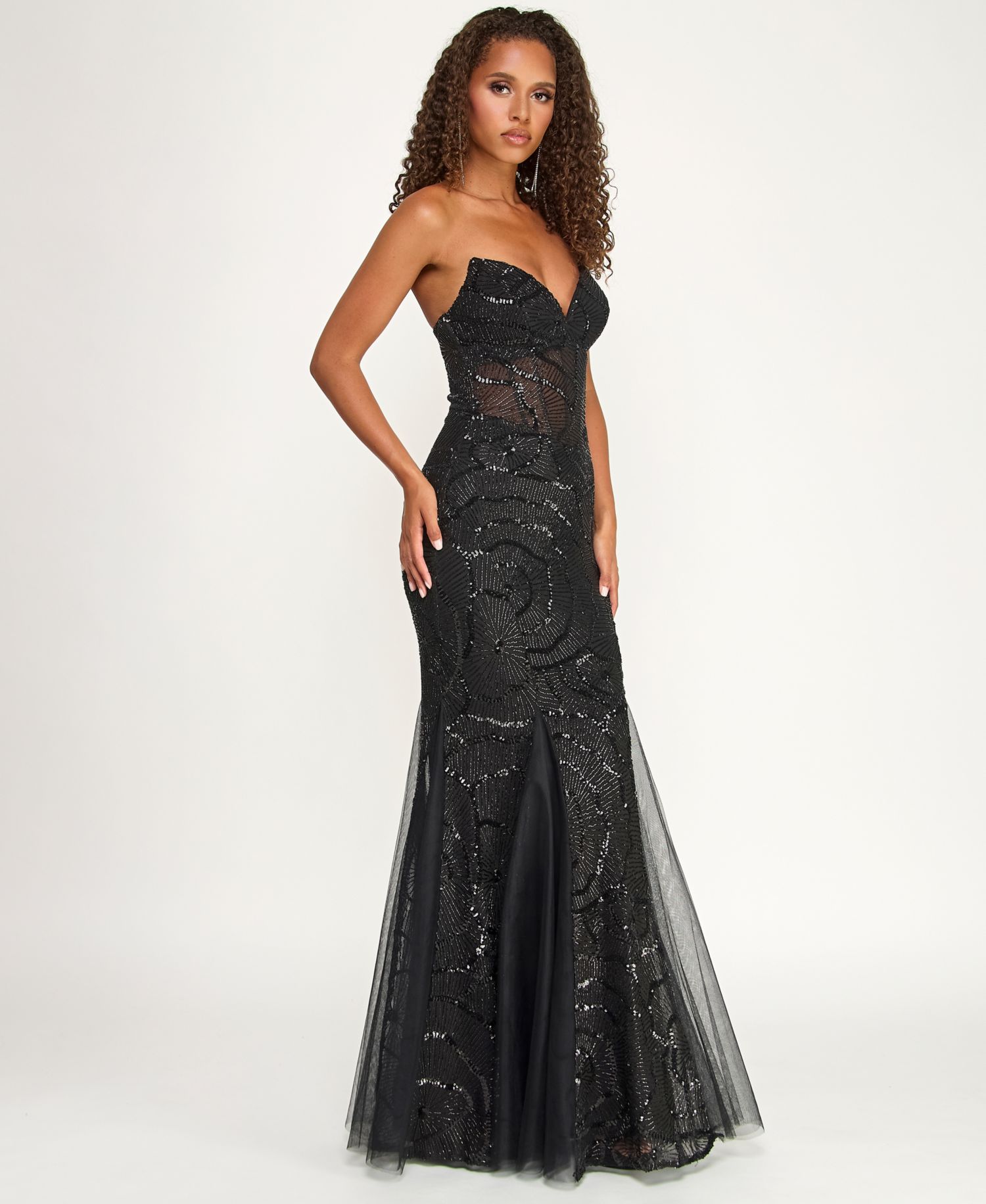 Juniors Sweetheart Sequin Mesh Mermaid Gown with Illusion Bodice