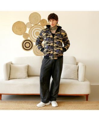 Men's Army Green & Khaki Beige Camouflage Fleece-Lined Jacket