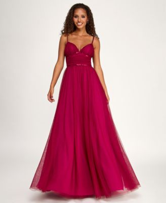 Women's Sweetheart Neck Ballgown