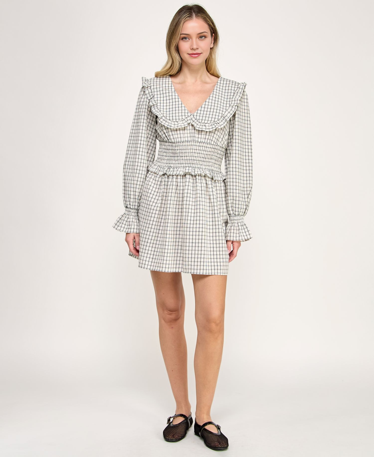 Juniors' Collared Smocked Checker Pattern Dress