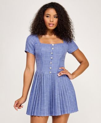 Juniors' Square Neck Pleated Dress