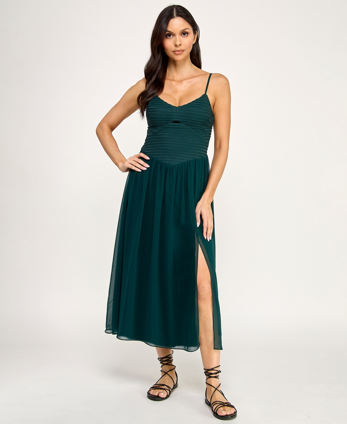 Seni & Cade Juniors' V-Neck Shirred Midi Dress