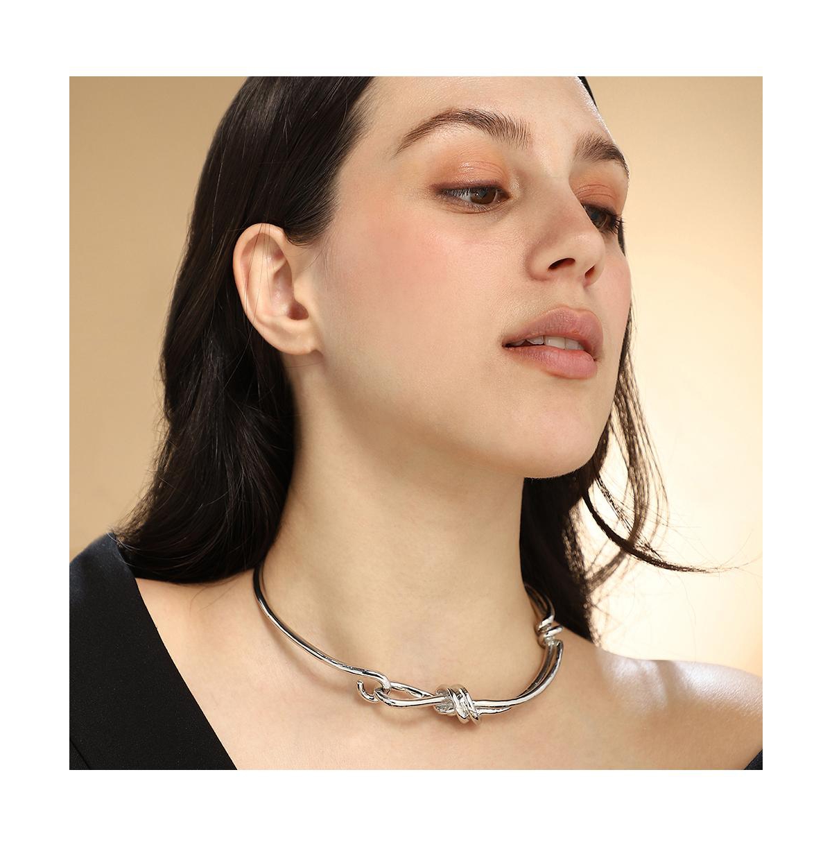 Women's The Knotted-Bar Collar Necklace - Chrome Silver