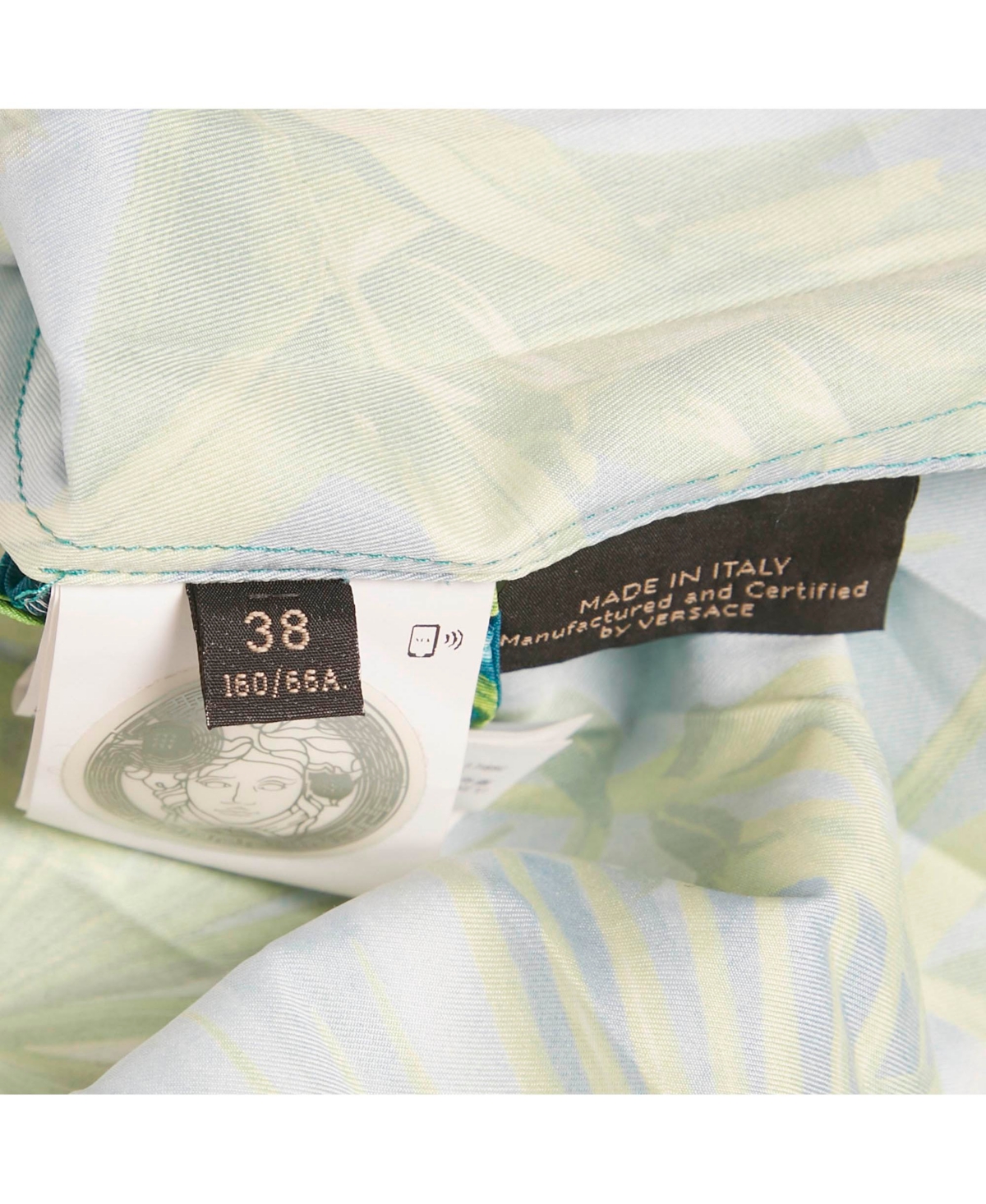 Pre-Owned Versace Women's Green Jungle Print Plisse Midi Skirt