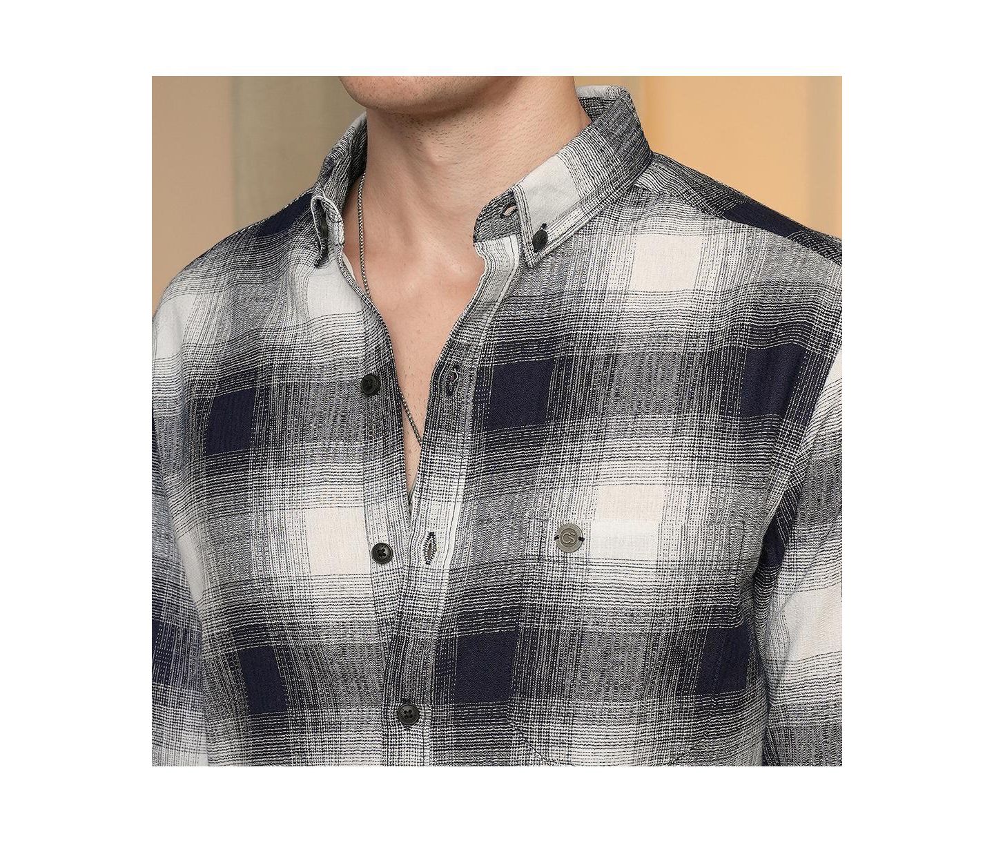 Мужская рубашка Cahoot Campus Sutra Charcoal Black & Ivory White Ombre Buffalo Check, цвет: Чёрный — фото 7