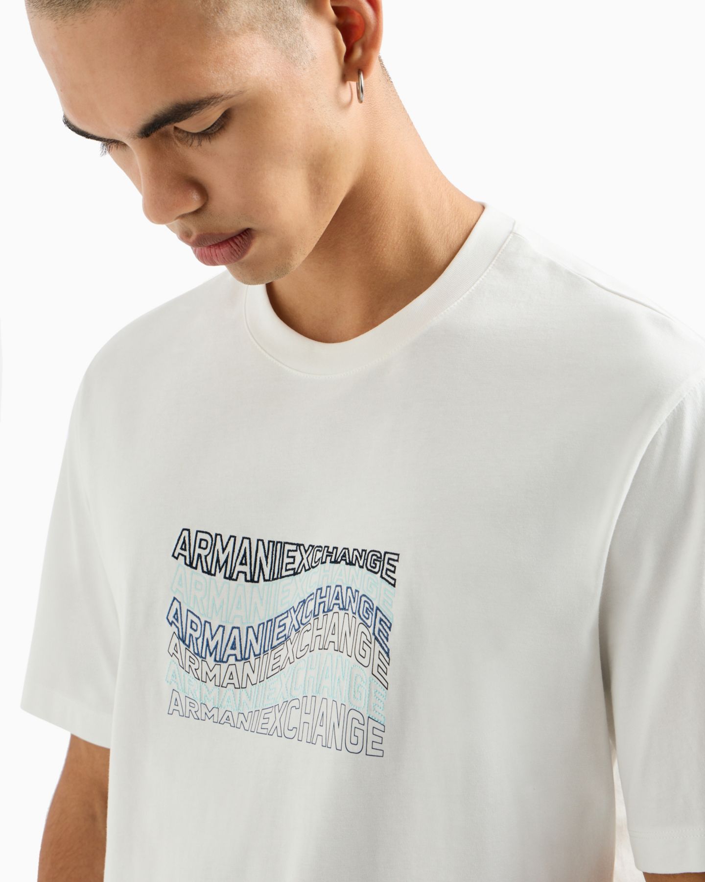 Мужская футболка A|X Armani Exchange Cotton Wave Logo Print, цвет: Молочный белый — фото 4