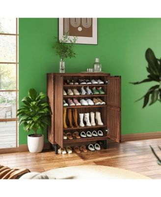 Space-Saving Entryway Shoe Organizer with Closed Doors