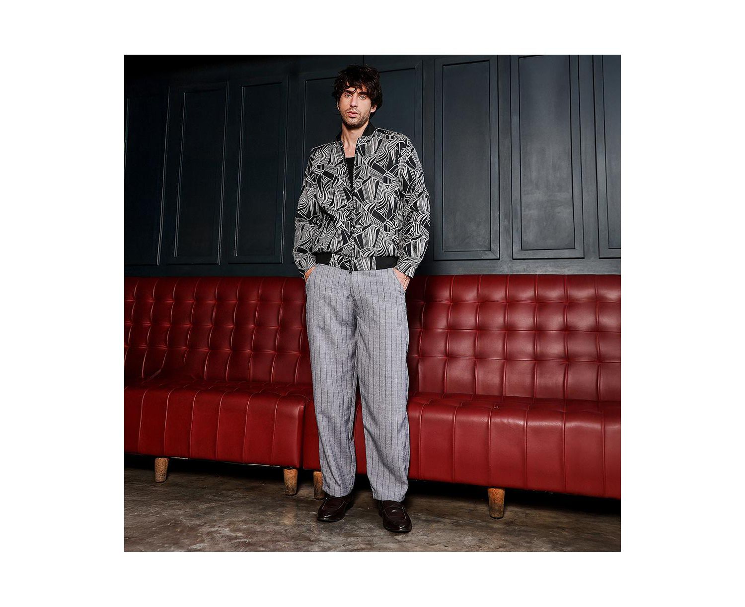 Men's Midnight Black Stroke-Jacquard Bomber Jacket