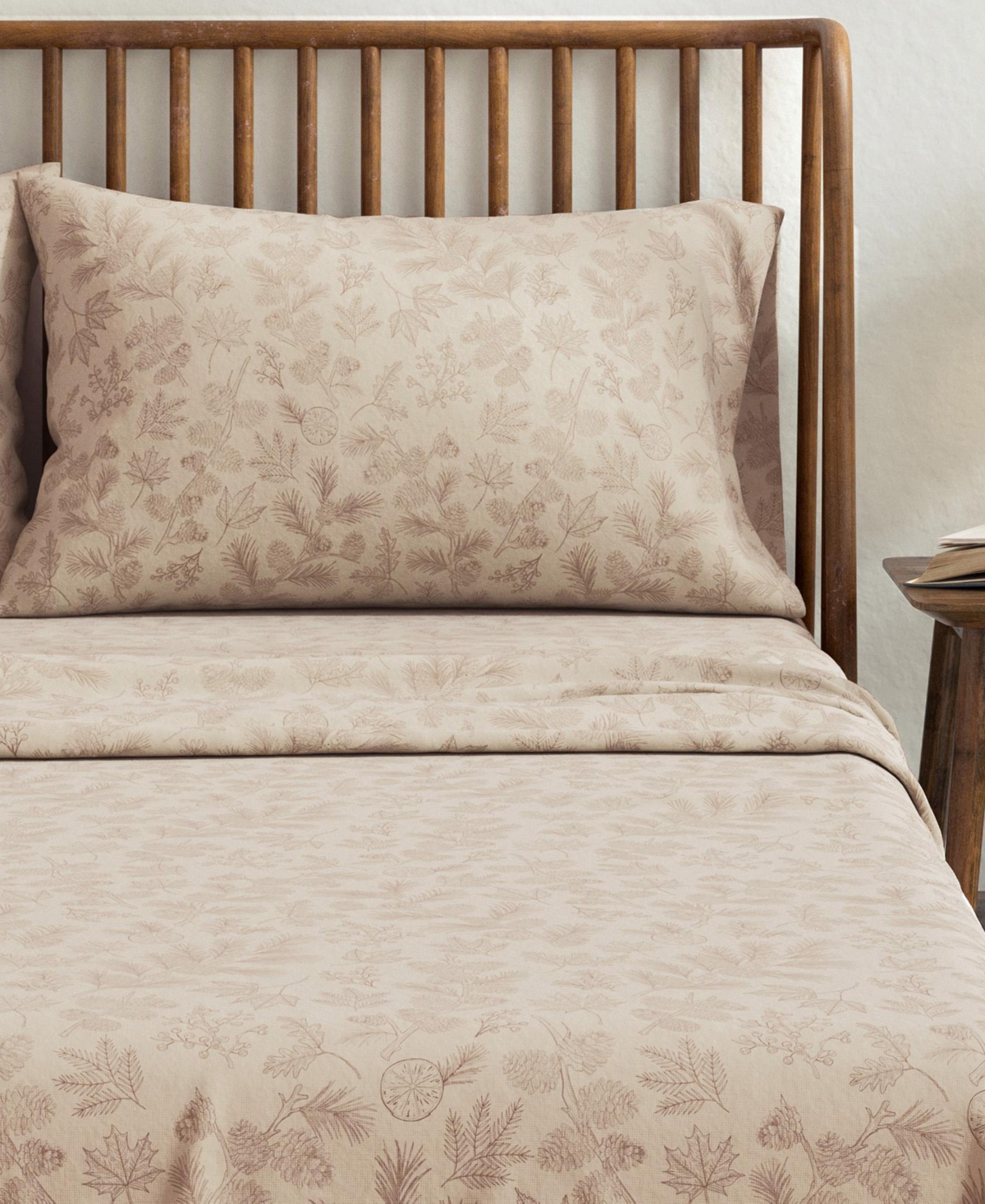 Linery & Co. Ultra-Soft Turkish Cotton Flannel Lodge Print Sheet Set