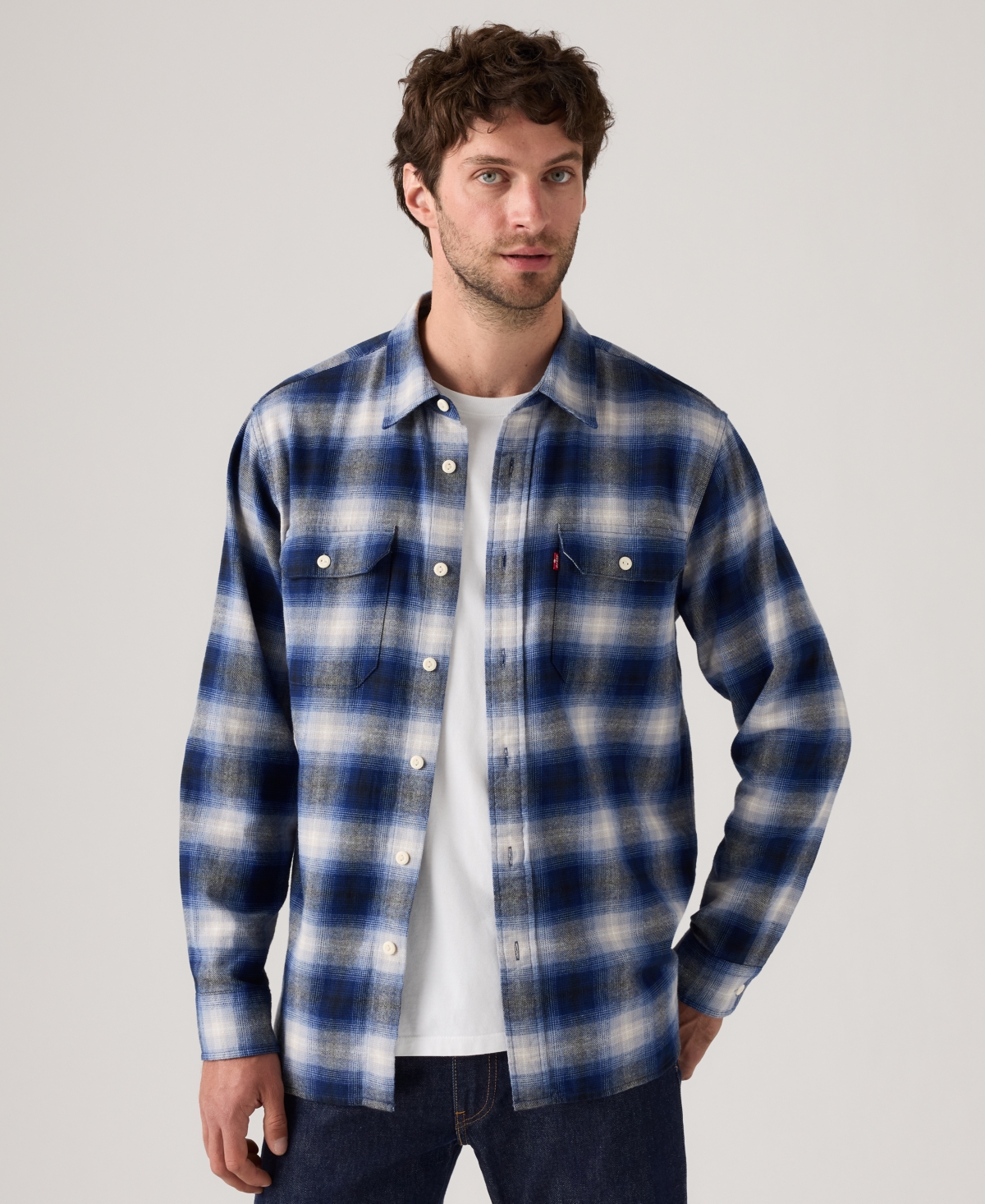 Levi's Men's Relaxed Fit Long Sleeve Button Front Worker Shirt