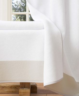 Cotton and Linen-Texture Border 4 Pack Bath Towel Set