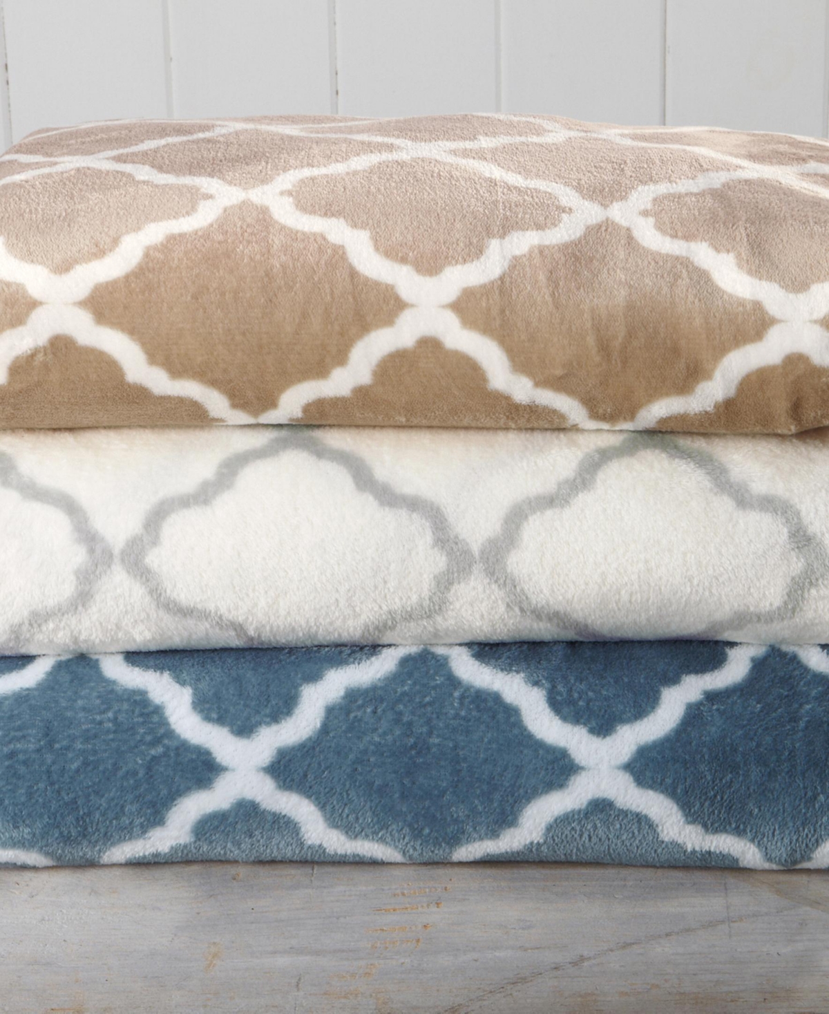 Linery & Co. Ultra-Soft Printed Velvet Plush Sheet Set