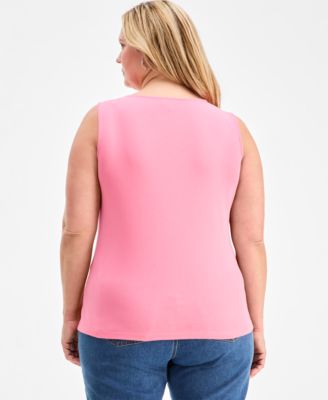Plus Size Solid-Color Scalloped V-Neck Tank Top