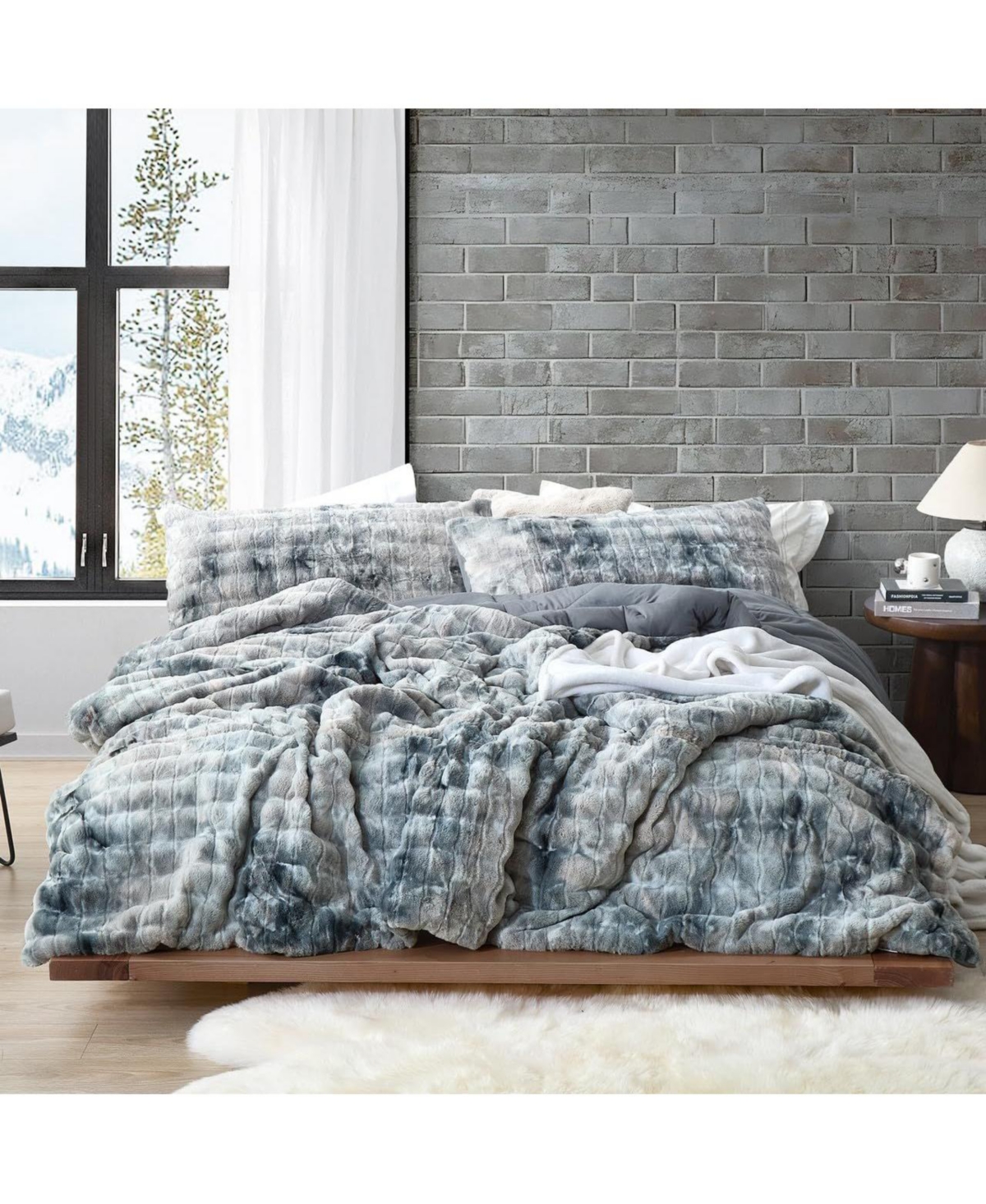 Coma Inducer Chunky Bunny Spotty Yoga Oversized Comforter