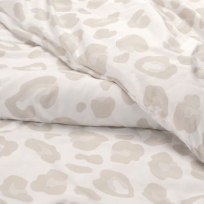 Premium Beige Leopard Comforter Set – Soft Animal Print Microfiber Bedding – 3 Piece Set with 1 Comforter and 2 Pillow Shams - King