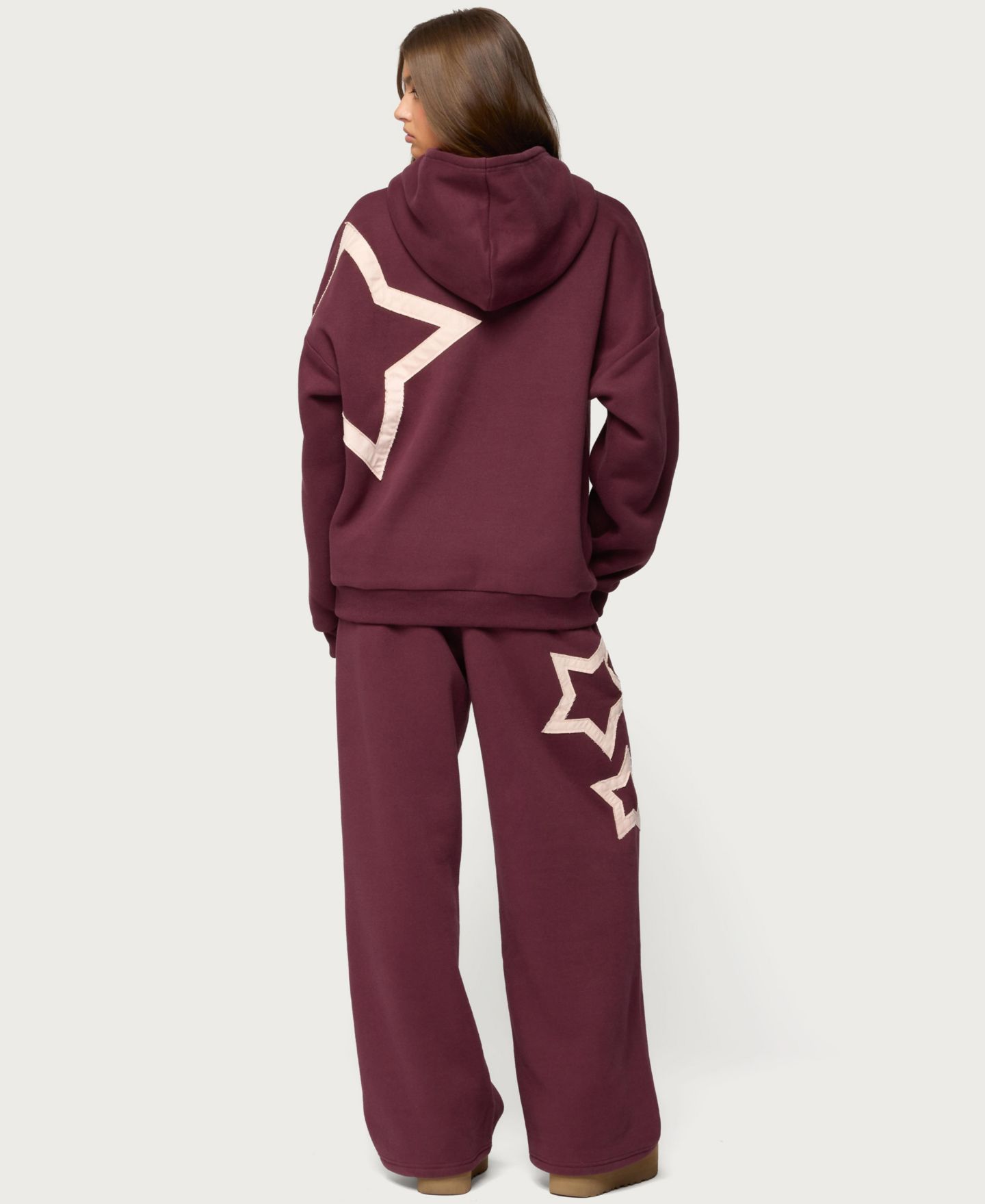 Женские брюки Edikted Starly Straight Leg Sweatpants, цвет: Бордовый — фото 3