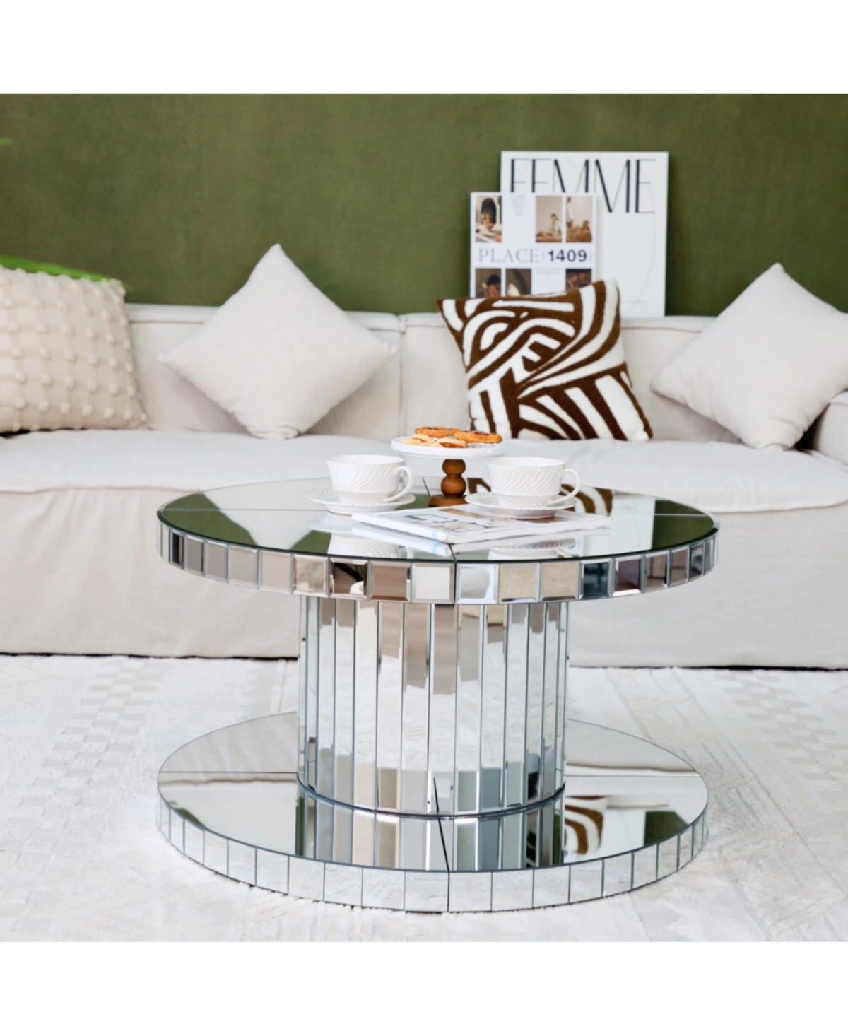 Streamdale Furniture Luxury Round Mirror Coffee Table - Fluted Glass 31.5"