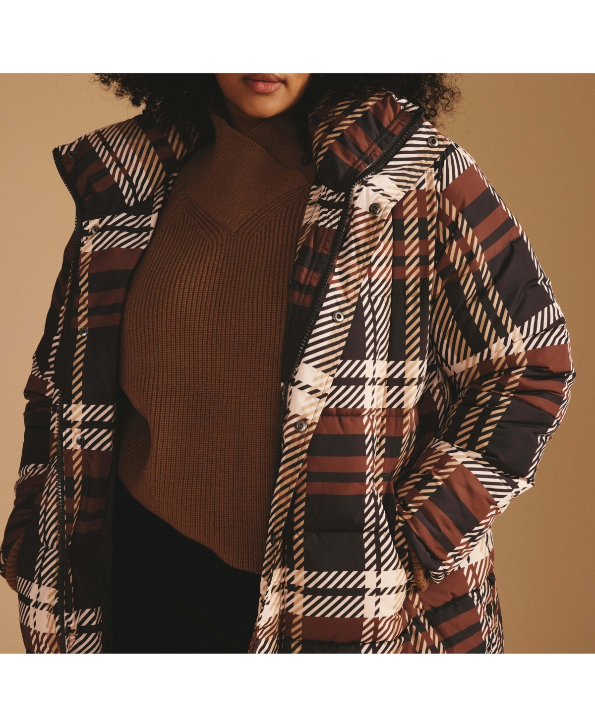 Universal Standard Plus Rainier Short Hooded Puffer