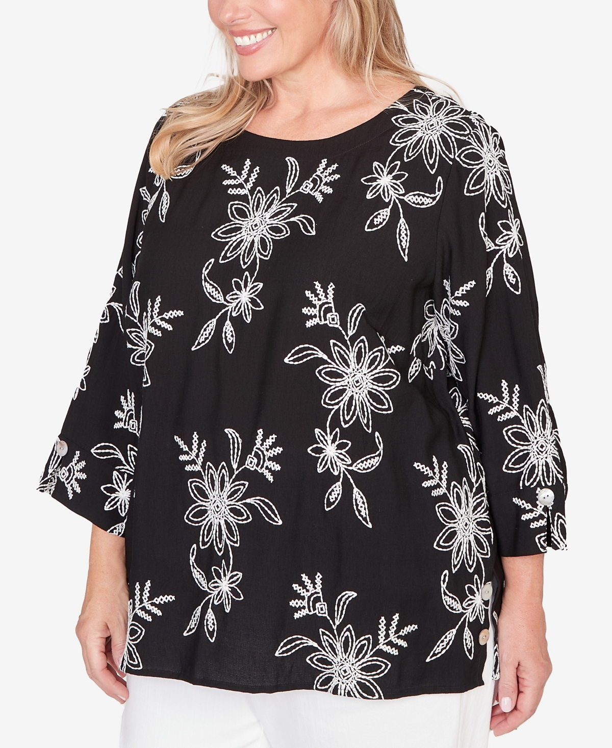 Alfred Dunner Plus Classic Tossed Floral Embroidered Top