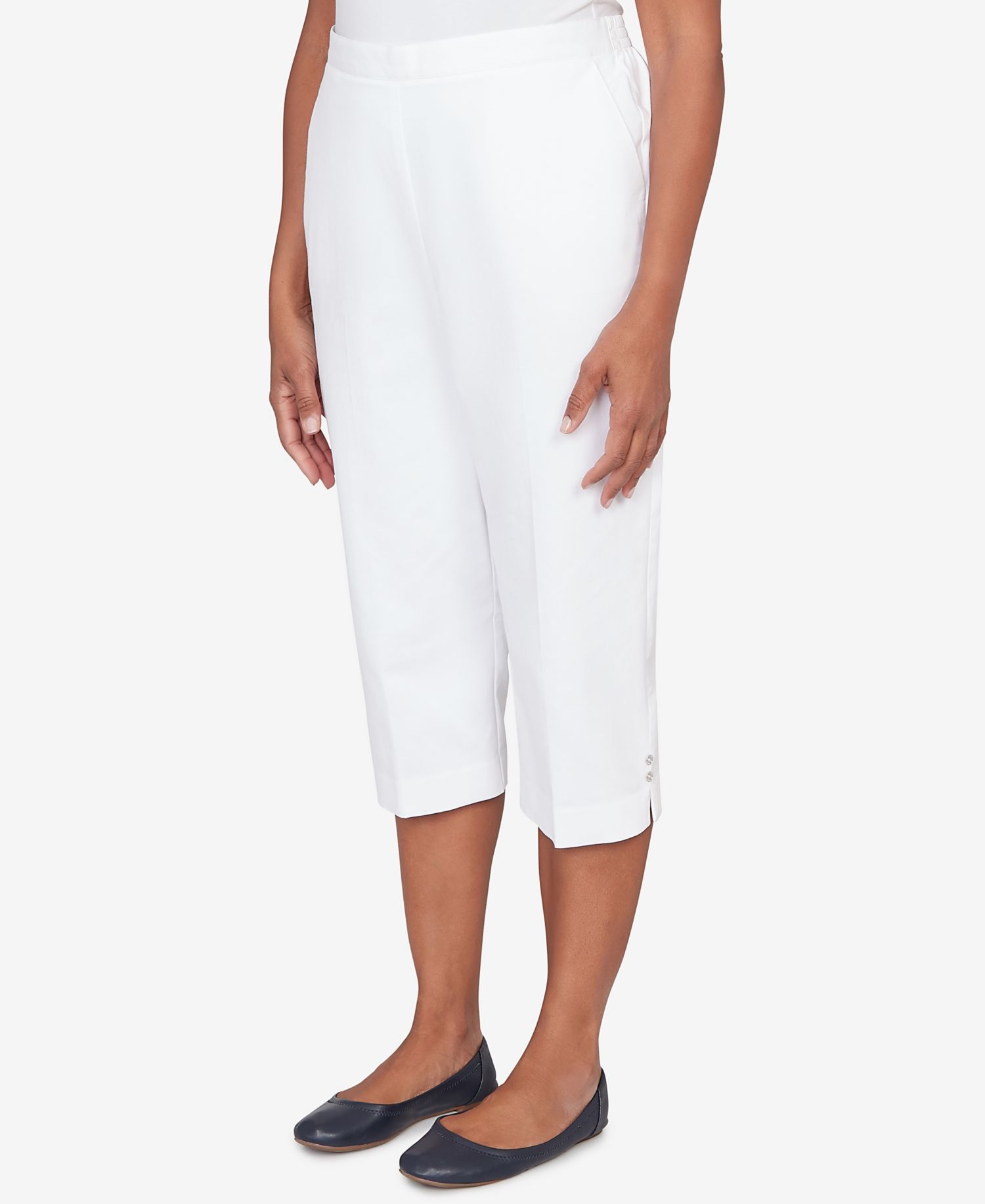Women's Classic Solid Twill Button Hem Capri Pants