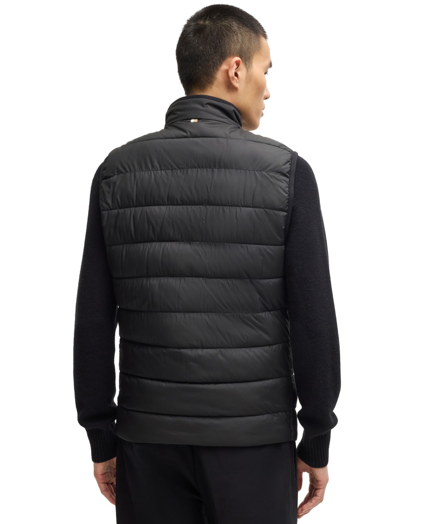 Мужской жилет Hugo Boss Water-Repellent Tonal Logo Gilet Vest, цвет: Чёрный — фото 6
