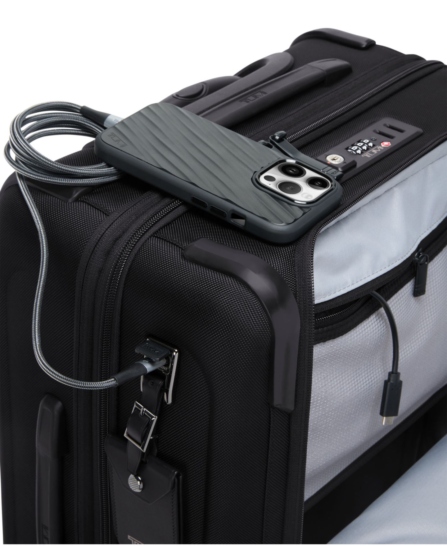 Чемодан TUMI Alpha Large Dual Access Expandable Carry-On Spinner, цвет: Чёрный — фото 4