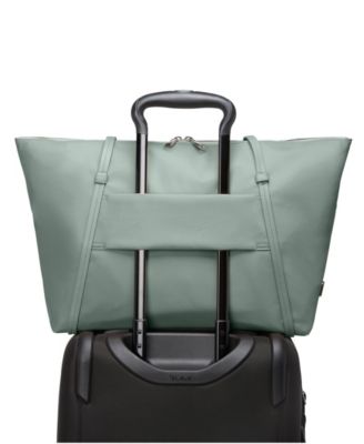 Voyageur Q Tote