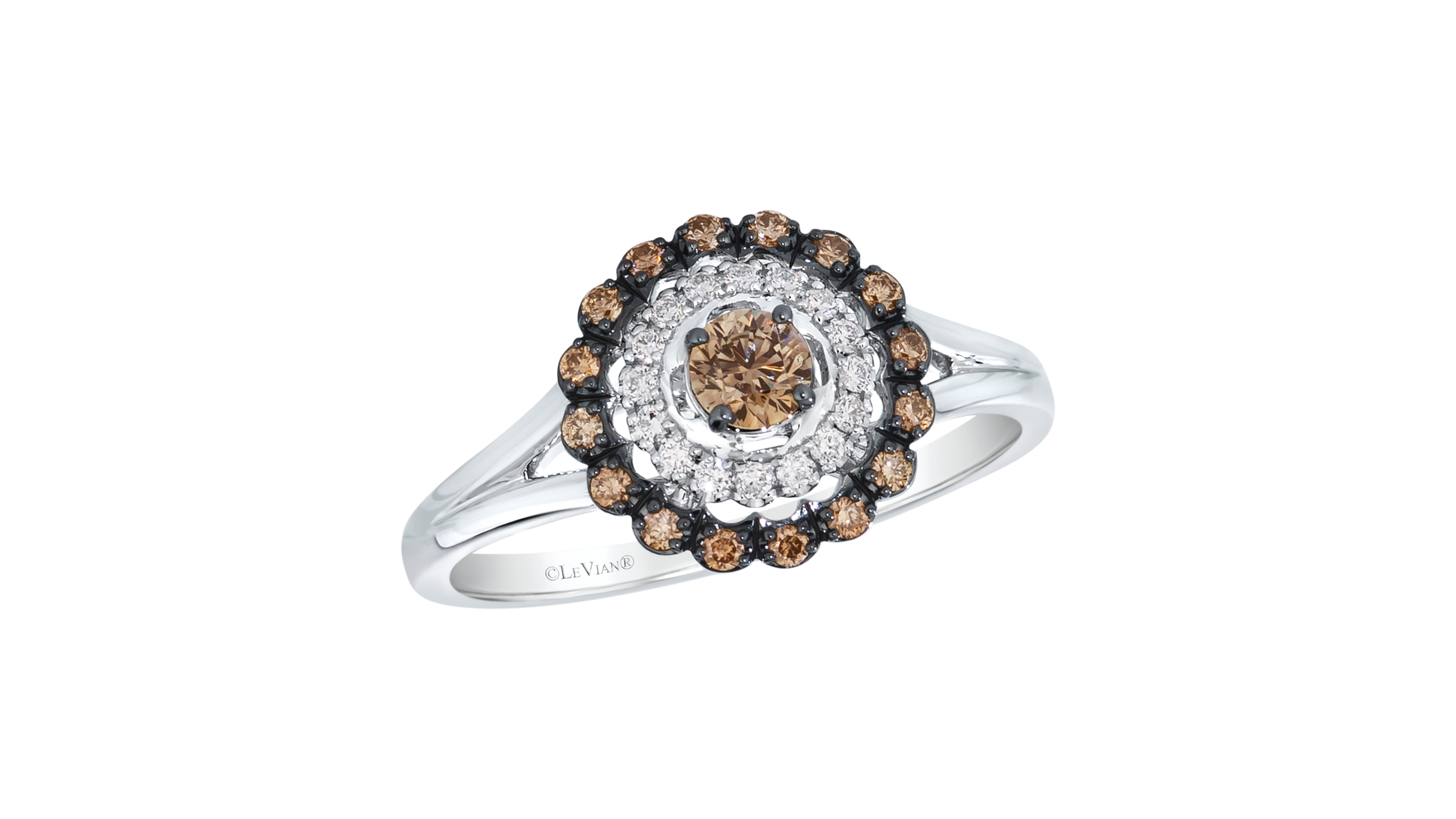 Le Vian Chocolate Diamond (0.32 ct. t.w.) & Vanilla Diamond (0.09 ct. t.w.) Ring in 14k Vanilla Gold