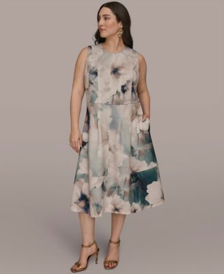 Plus Size Sleeveless Midi Dress