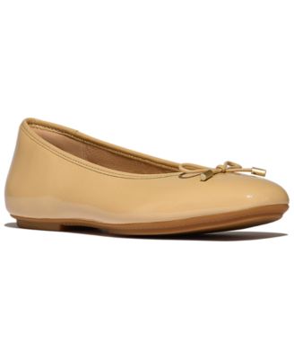 Women's Delicato Bow Textured Patent-Leather Ballet Flats