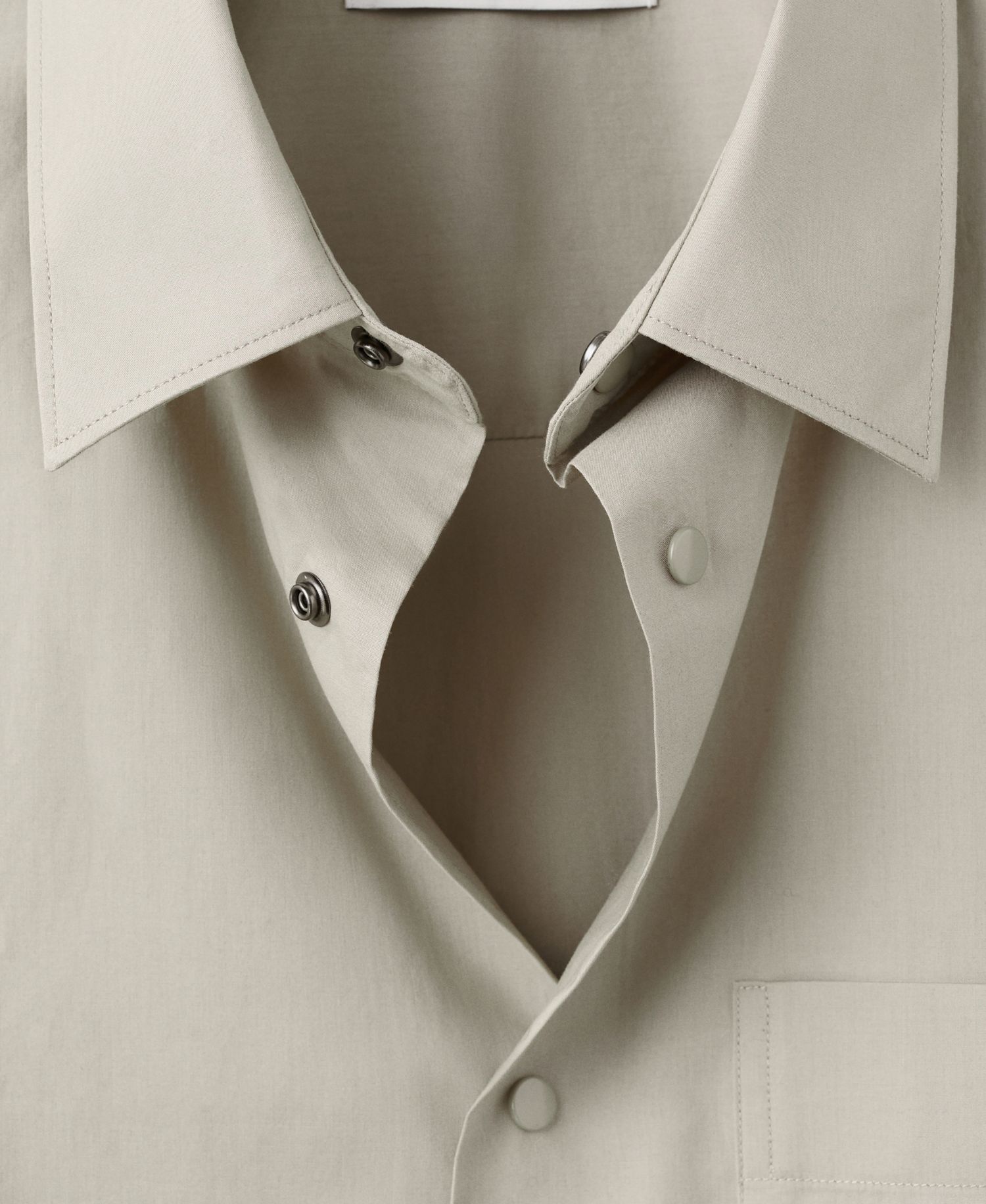 Men's Cotton Relaxed-Fit Shirt
