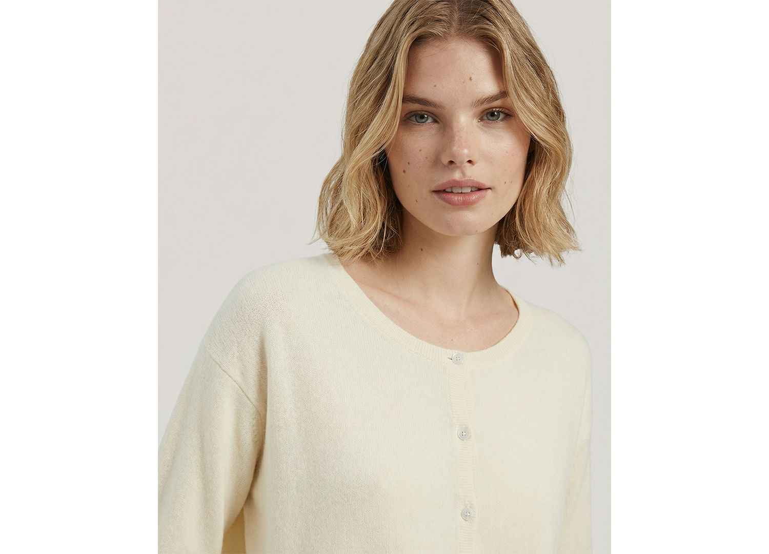 Women's Round Neck Long-Sleeve Cardigan
